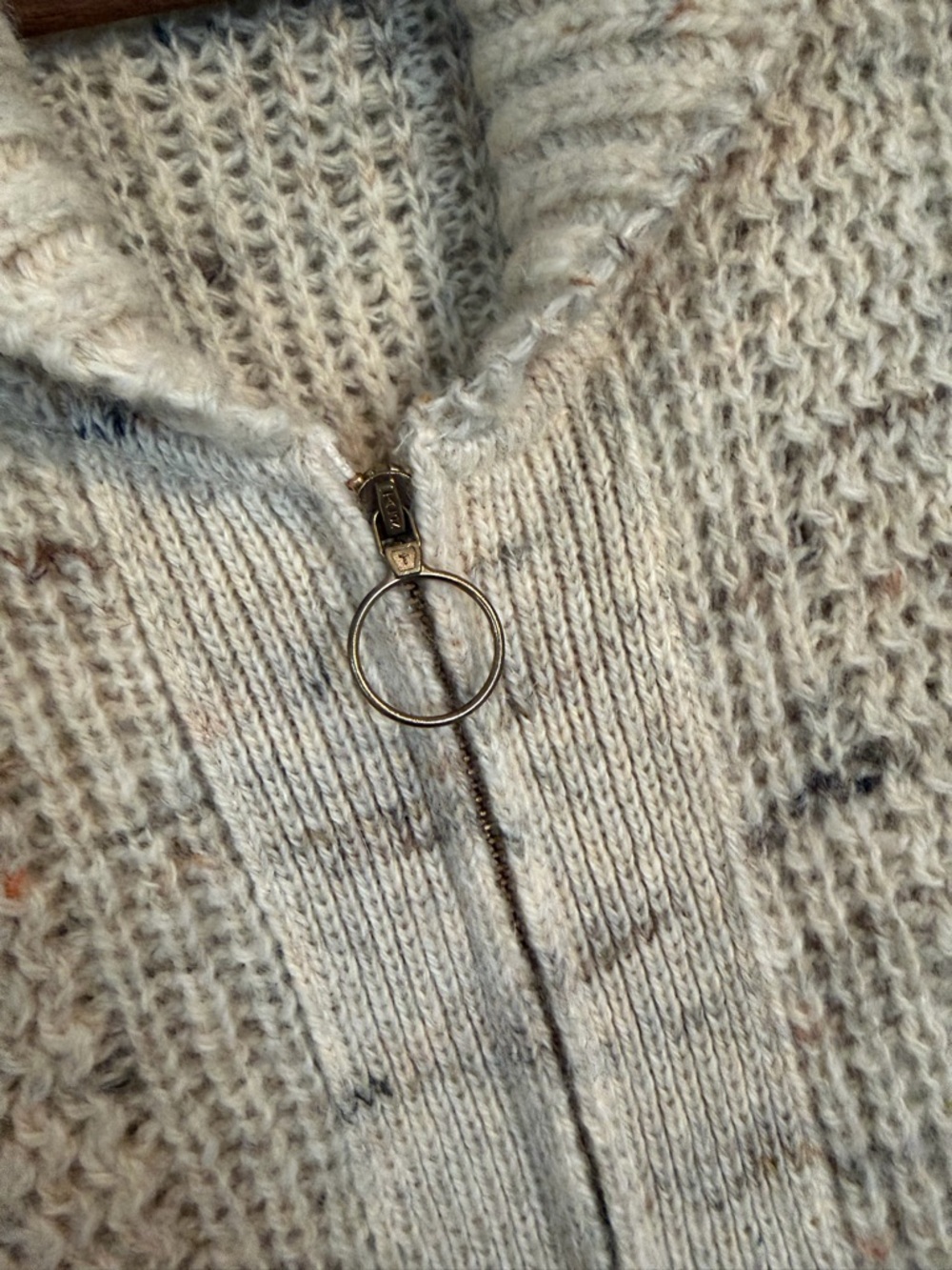 Pendleton 70’s Cream Zip-Up Chunky Cardigan with Ring Pull - Picture 3 of 8